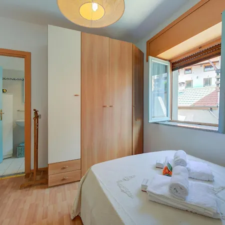 Oasi Di Pace Lake View Balcony - Happy