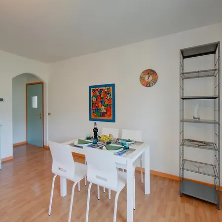 Apartment Oasi Di Pace Lake View Balcony - Happy
